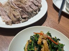 菠菜拌面筋-贯贯吉·清真餐厅(浙江中路店)