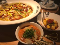 老坛子酸菜鱼-新太二·鲜料川菜(花都融创茂店)