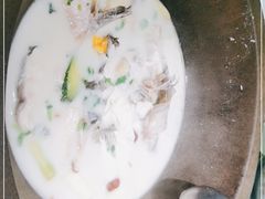 -鲜潭蒸汽石锅鱼(五道口购物中心店)