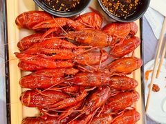 -肥肥虾庄·金牌油焖大虾(汉口城市广场店)
