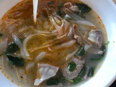 猪杂汤粉-广源肠粉王·鸡煲·羊肉煲(双龙店)