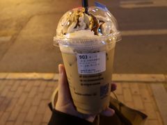 冲绳黑糖拿铁-瑞幸咖啡(万恒大厦店)