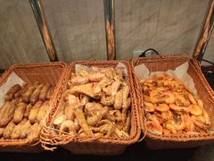 -迈豪国际酒店-百老汇旋转西餐厅