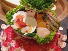 海陆拼盘-湊湊火锅·茶憩(打浦桥日月光店)