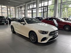 -上海星瀚奔驰4S店(红柳路店)