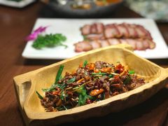 -老滇山寨•云南特色菜•地方菜•民族风情歌舞表演(金碧店)