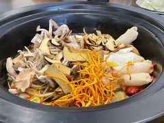 -菌乡缘·野生菌蒸汽鱼火锅(江边夜市店)