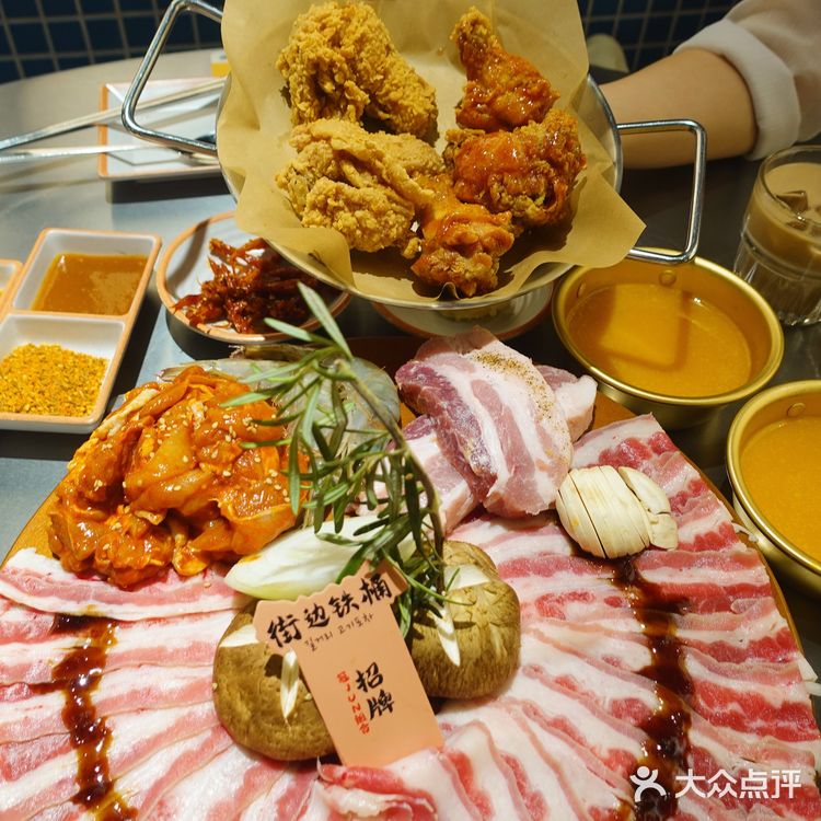 街边铁桶韩式烤肉｜梦回韩剧请回答1988