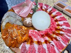 安三胖冠军料理拼盘-安又胖韩国烤肉(美罗城店)