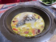 -泸沽肴(泸沽湖大洛水村农村信用社旁店)