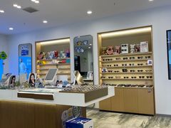 -三目眼镜·蔡司视觉合作店(青浦宝龙店)