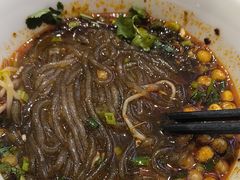 -李与白包子铺(桐梓林店)