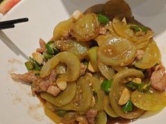 -黄泥岗·地道湖北菜(奥特莱斯店)