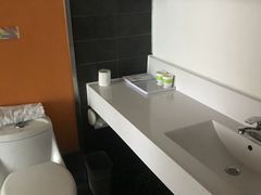 -莫泰酒店(厦门万象城火车站地铁站店)