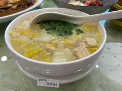 虾皮白菜炖冻豆腐-东四民芳餐厅(世茂工三店)