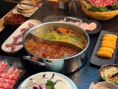 -鹿鸣山草本茶香火锅(园西路店)