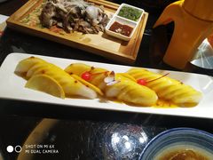 -东口码头·烧鸽子·鱼头泡饼·地方菜(金鹰悦城店)