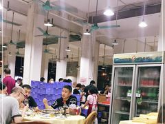 大堂-标记美食新鲜猪杂(兴南大道店)