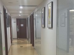 -瑞尔齿科(东方广场诊所)