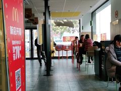 大堂-麦当劳(松江飞航广场店)