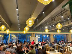 大堂-肖肖酸萝卜鱼火锅(总店)