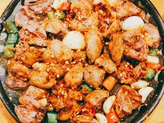 -老东镇啤酒屋海鲜加工·蒸汽海鲜·海鲜烧烤(台东店)