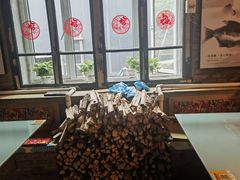 -鱼窝棚柴火铁锅炖(富山屯店)