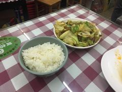 川香回锅肉-胡记锅贴·沪上游子老鸭粉丝汤(太原路店)