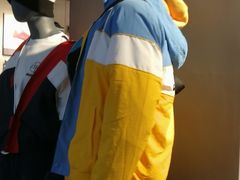 -斯凯奇(西安曲江大悦城店)