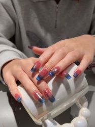 -丽心自助美甲美睫