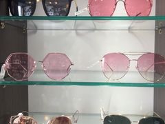 -视野联行眼镜蔡司·依视路官方授权店(顺城店)