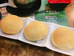 酥皮焗叉烧包-添好运点心专门店(深水埗店)