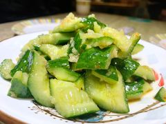 拍黄瓜-巴依兄弟西域美食(机场店)
