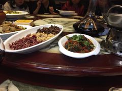 -蔼若春.传承三十年云南菜(金碧公园店)