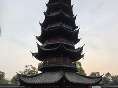 -龙华寺