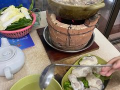 -雄伟美食(高沙中街店)