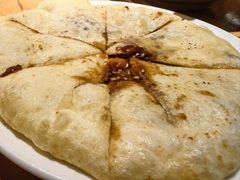 -大众跷脚牛肉馆·非遗传承单位(峨眉山店)