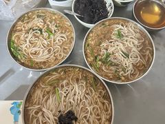 -正宗杨记普洱酸醋米线(总店)