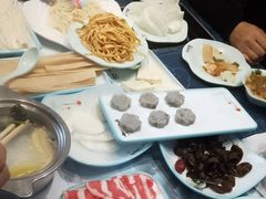 -名都晓荷塘主题火锅(春光路店)