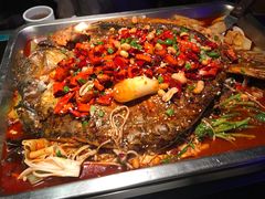 -鸣记脆皮烤鱼·海鲜烤鱼(三八广场店)