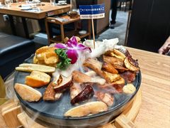 -一朵菌·野生菌探索家火锅(南亚店)
