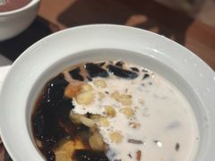 -RUXU入续糖水铺与包(卓悦中心店)