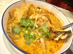 -发记鱼杂专卖店(Suria Sabah)