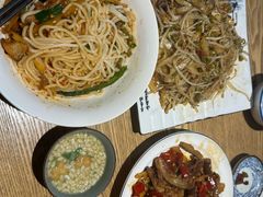 -牛八宝桂林米粉(八里庄店)