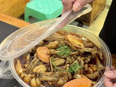 -鸿顺老铁锅美蛙鱼府(解放碑店)