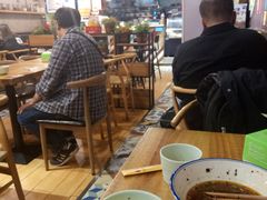 大堂-车沾巷·重庆老味豌杂面