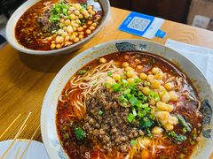 -丁丁猫重庆小面(徐州路店)