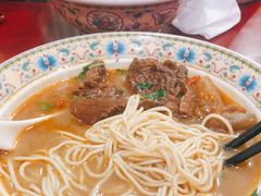-金杨拉面王小吃面馆·牛三宝面·红烧牛肉粉