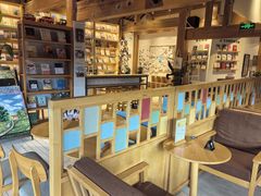 -猫的天空之城概念书店(丽江古城饮玉巷店)