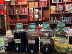 -果松木炭酸菜铜火锅·外婆参鸡汤